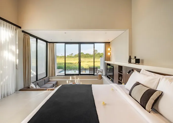 Mesra Stunning Paddy Fields Views - Berawa Canggu